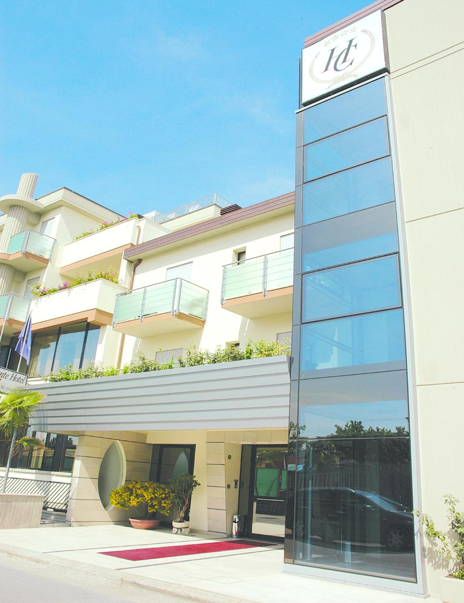 Hotel Capitol San Mauro Mare Bagian luar foto
