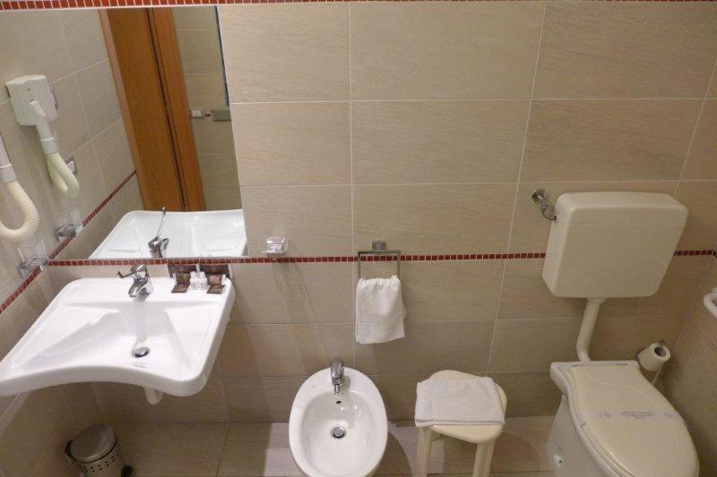 Hotel Capitol San Mauro Mare Ruang foto